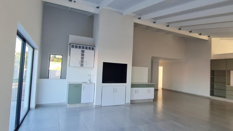 3 Bedroom Property for Sale in Dana Bay Western Cape